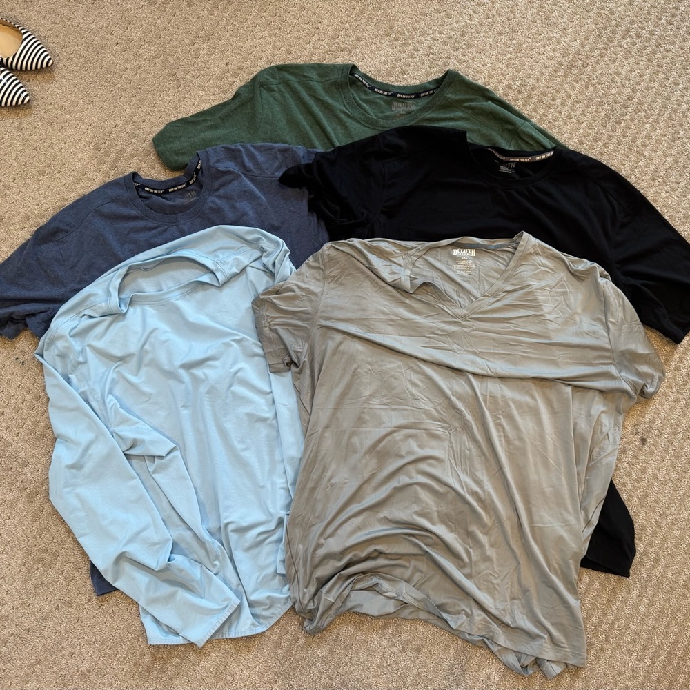 Bundle of Men's Assorted Color Duluth Trading Co T-Shirts